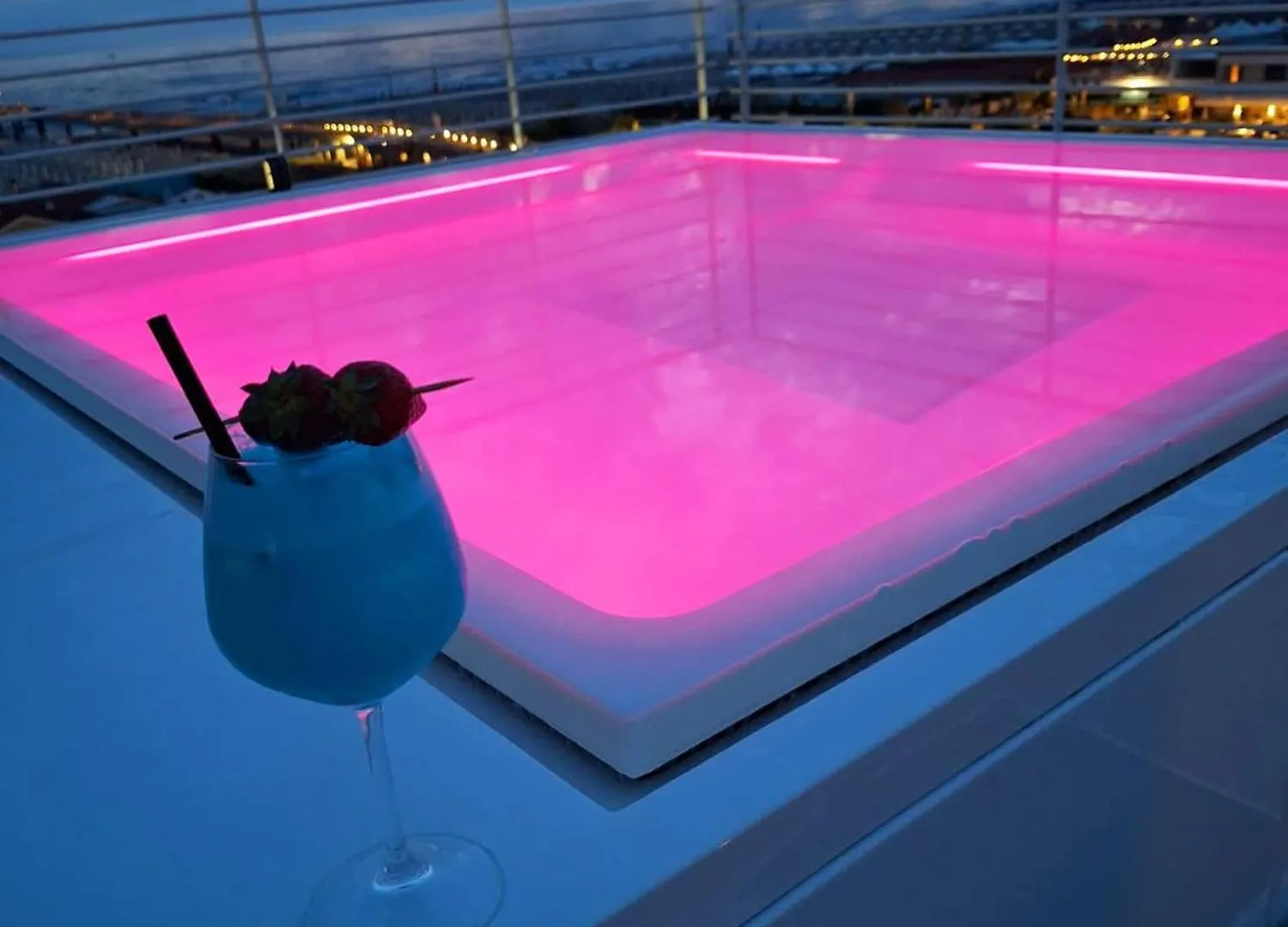 Hotel Esplanade Marina di Pietrasanta 3*,  Italy