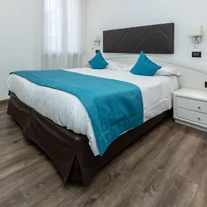 Hotel Cappello E Cadore