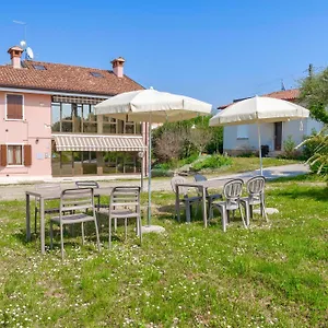 https://rosa-alba-7.hotelinveneto.com